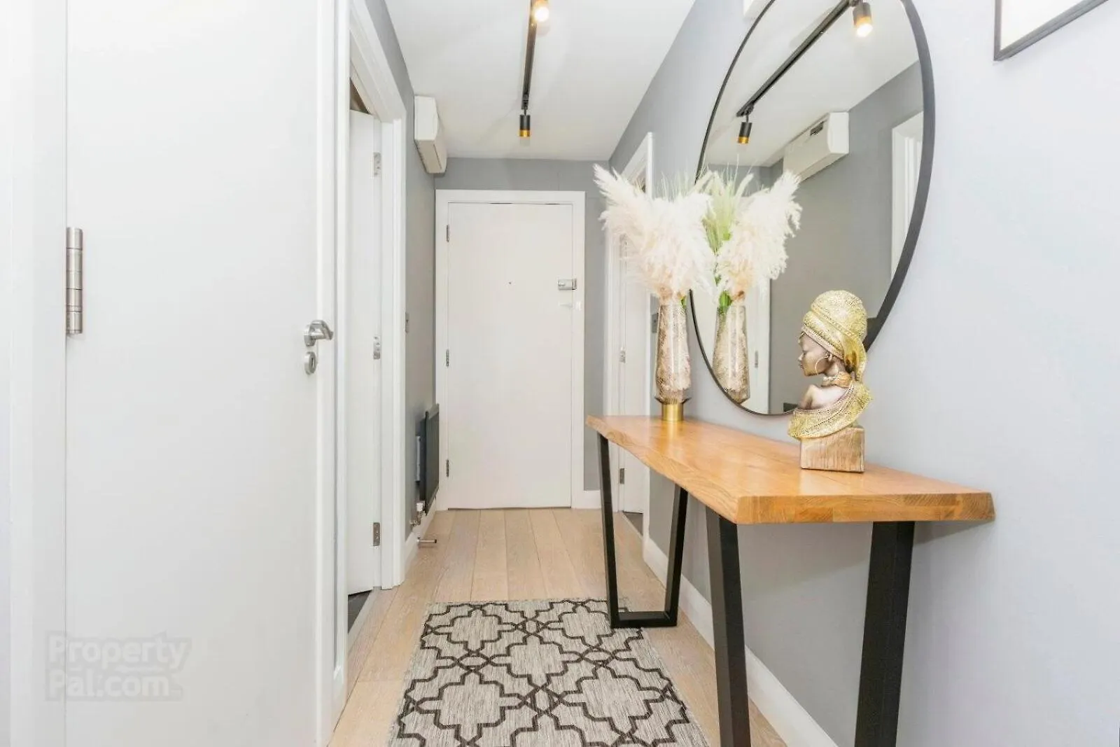 Modern Hut In Belfast Apartment United Kingdom